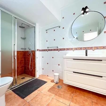 Ocean View Duplex - Club Atlantis In Puerto Colon Se16 * アデヘ