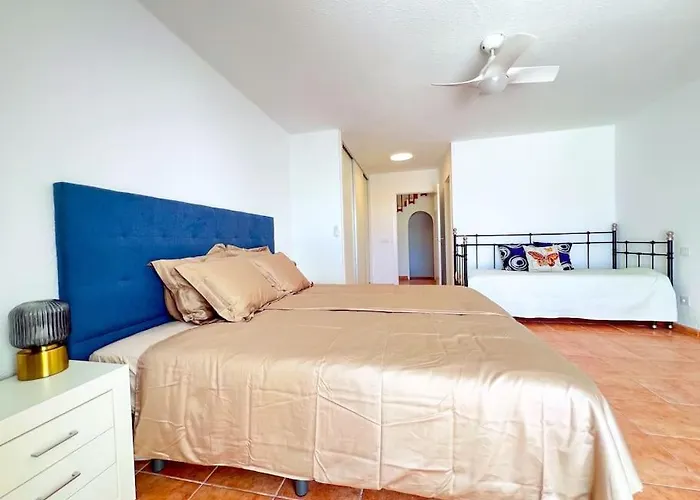 Ocean View Duplex - Club Atlantis In Puerto Colon Se16 * Адехе