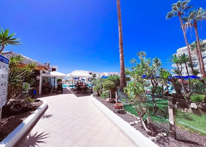 Будинок відпочинку Ocean View Duplex - Club Atlantis In Puerto Colon Se16 *